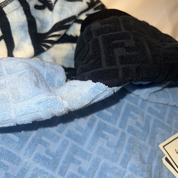 FENDI 🤩-Roma-Joshua-Vides- Robe size 40 - Picture 14 of 15